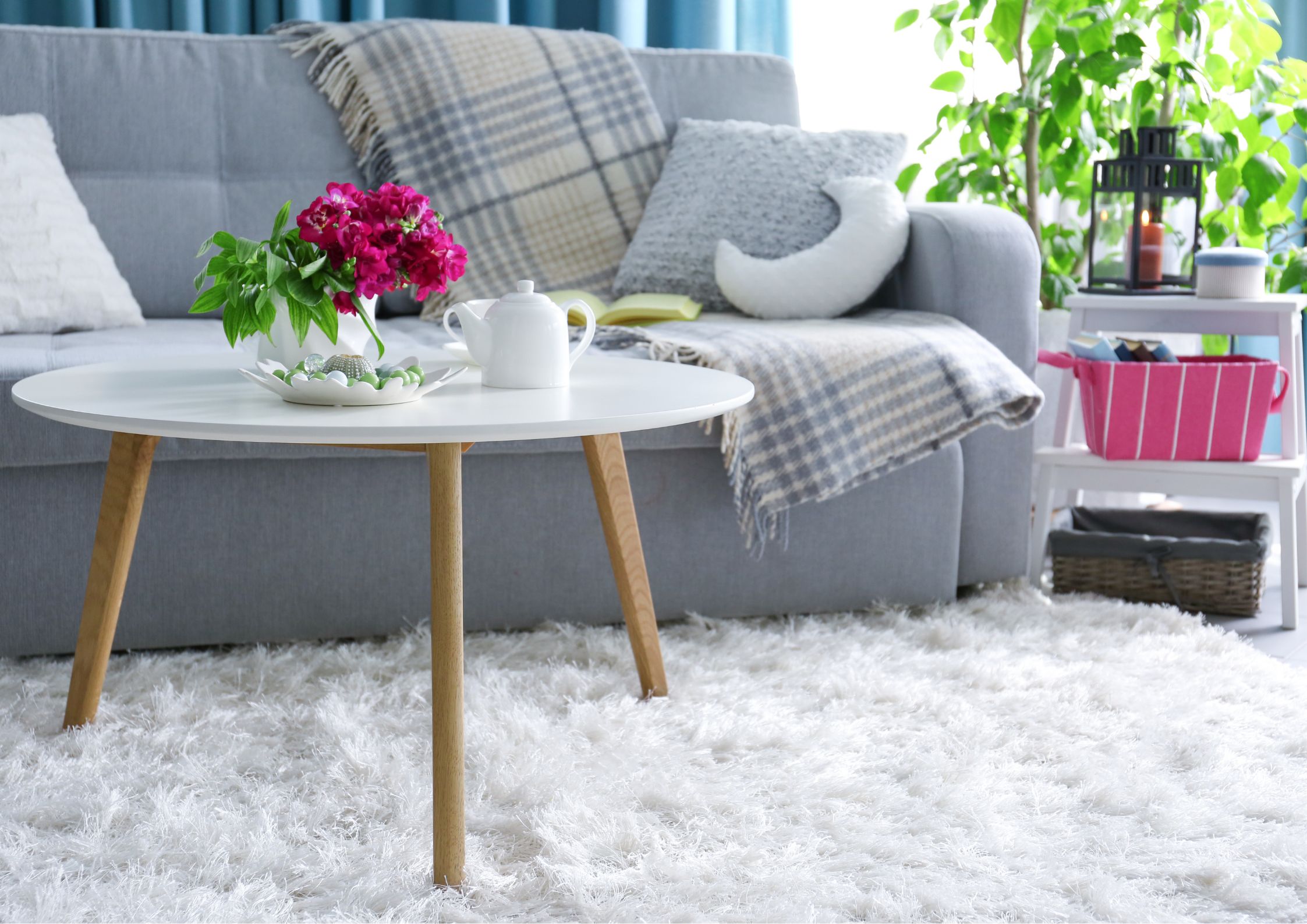 Living Room Flooring: 6 Fantastic Interior Design Tips